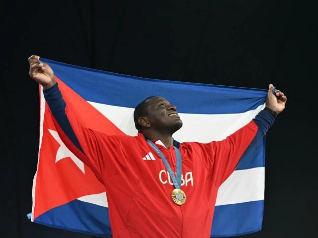 Wrestling legend Lopez calls for Cuban sport to 'open up' to the world