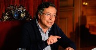 Petro cumple orden de Consejo de Estado de borrar trino contra Bruce MacMaster