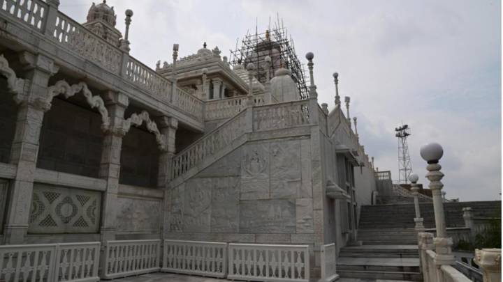 Birla Mandir begins marble polishing '50th anniversary'