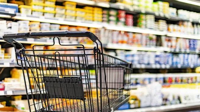 Desregulación: el Gobierno eliminó 71 normas comerciales que “generan distorsiones de precios”