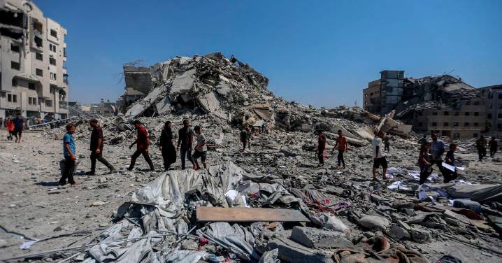 Israel designa otra "zona humanitaria" en el sur y avanza en el norte de Gaza