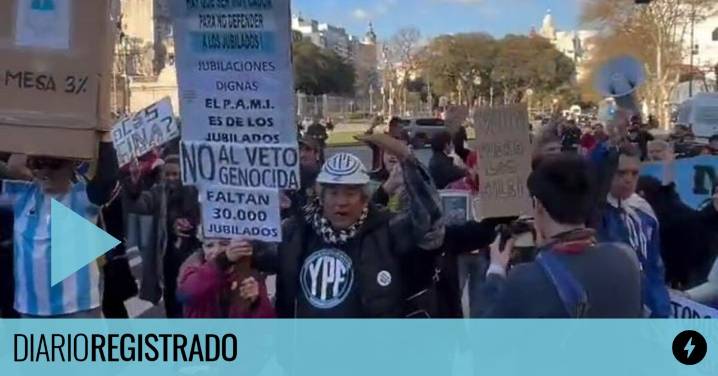 “Alta Coimera” ya se convirtió en el hit de los jubilados que marchan en Congreso