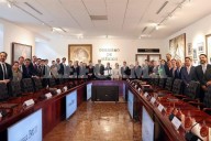 Renuevan Sheinbaum  y gasolineros tope  a combustible