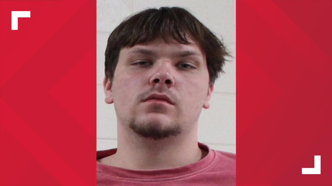 Warner Robins man sentenced to 10 years in prison just over a month after robbing vape shop, DA says