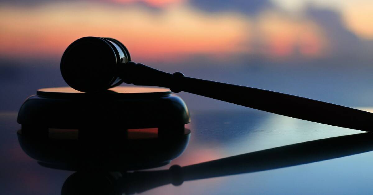 Court hears son threatened to 'kneecap' mother with fake gun