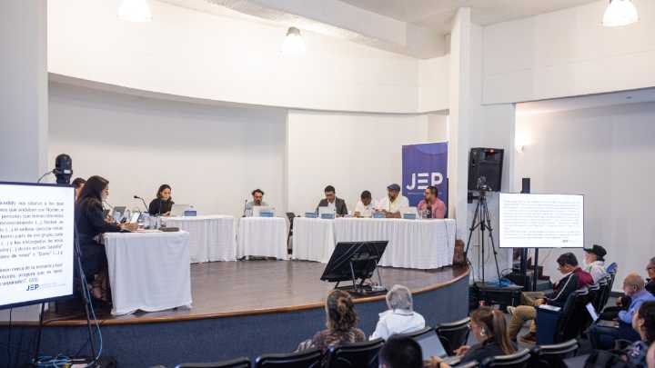 Ocho ex-Farc entregaron ante la JEP detalles de tomas guerrilleras y crímenes en Antioquia, Caldas y Córdoba