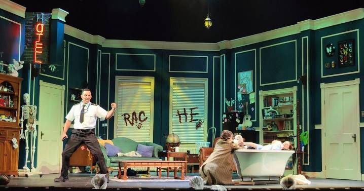 Colorado play reimagines Sherlock Holmes, Watson as women