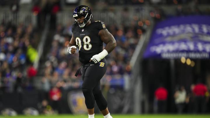 Travis Jones returns to Ravens practice, Ronnie Stanley and Kyle Van Noy still out