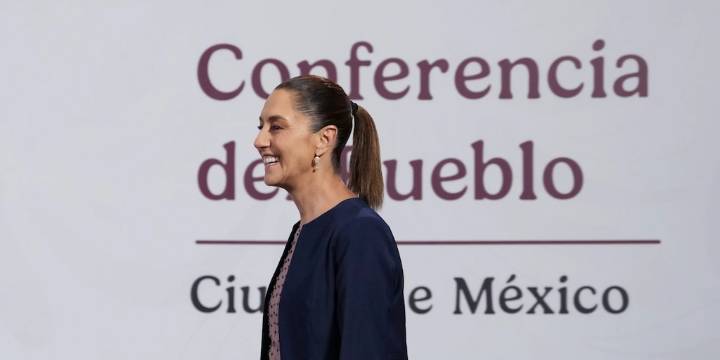 Sheinbaum arremete contra Calderón y Peña por “la maldita deuda” en Pemex; así se incluyó el rescate en el Paquete Económico 2026