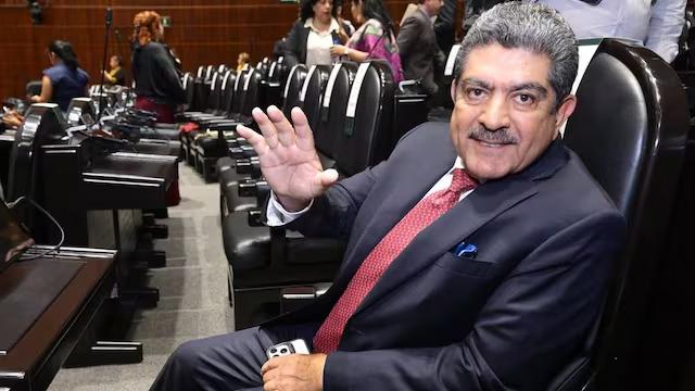 Diputado Manuel Espino en terapia intensiva tras sufrir derrame cerebral