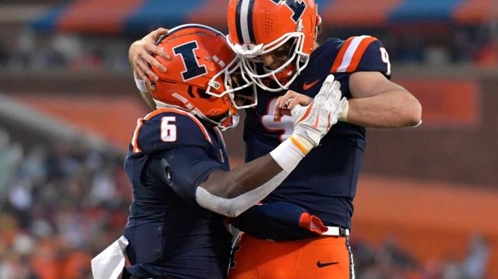 Illinois football renames home stadium after moving into AP Top 10