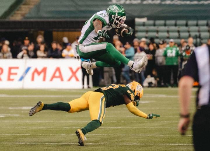 Late-game comeback not enough as Edmonton Elks use big plays to hold on for win over Roughriders