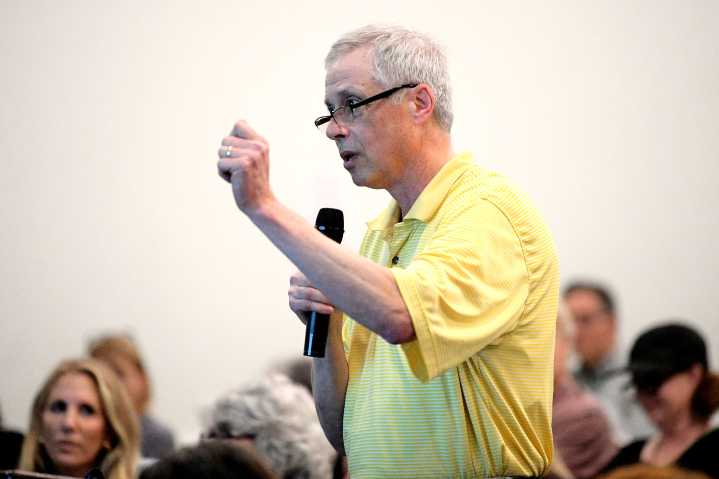 A new “Zone Zero” defensible space draft rule grows in controversy at Pasadena meeting