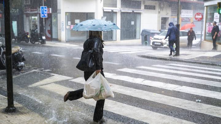 Aviso amarillo por lluvias este sábado en la Comunitat Valenciana