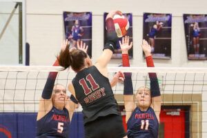 Trojans sweep Thunder at Poky High