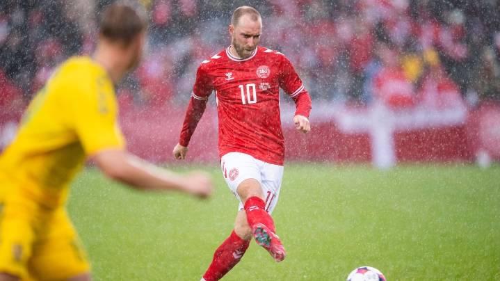 Denmark midfielder Christian Eriksen joins Wolfsburg