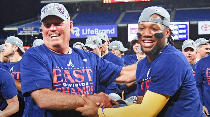Braves manager Brian Snitker admits ‘teetering on fence’ about retirement