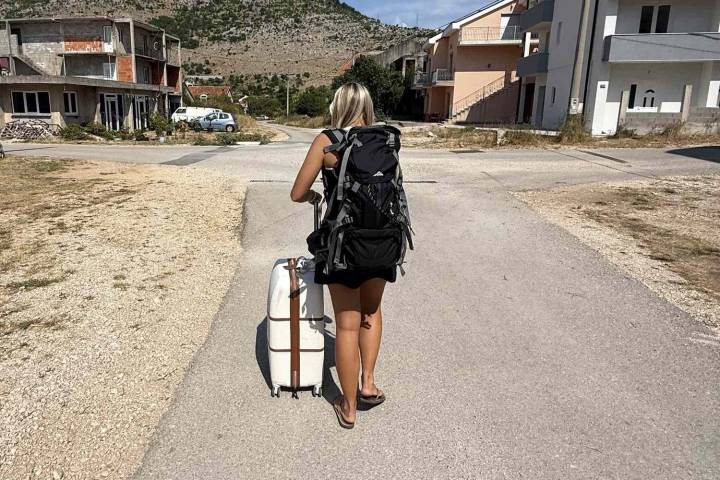 Travelers Walk to Border After Airbnb Mix-Up in Viral TikTok (Exclusive)