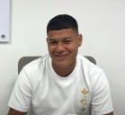 Renovó contrato -