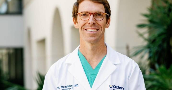 Ochsner Health neurosurgeon offers breakthrough, ultra-minimally invasive procedure for certain painful back conditions