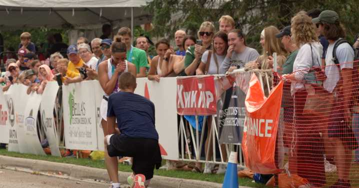Marathon proposal creates unforgettable finish line moment at Fox Cities race
