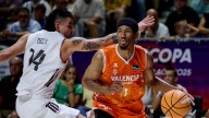 Valencia Basket se corona campeón en Málaga de la Supercopa y amarga el reestreno de Scariolo con el Real Madrid