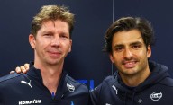 La emoción de Vowles por el podio de Sainz en Bakú: "Toda mi vida"