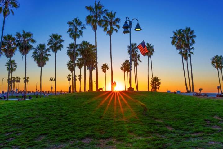 There’s a treasure trove of Southern California radio history online