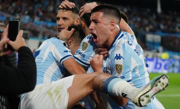 Racing: "Torazo" en rodeo propio, con la estocada de Solari es semifinalista de la Copa