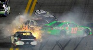 Fans Shed Zero Mercy as NASCAR Driver Goes Ablaze in Fire at Southern 500 Derek Kraus escapes fiery crash at Southern 500 as fans show no mercy for his engine failure, highlighting NASCAR’s brutal pla