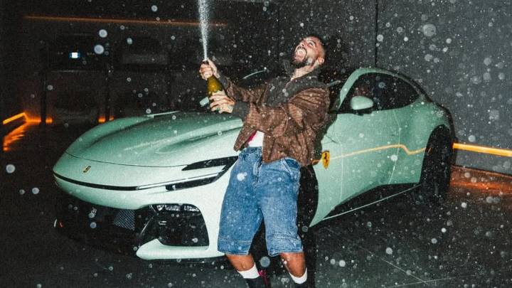 La millonada que vale el Ferrari, único en el mundo, de Maluma