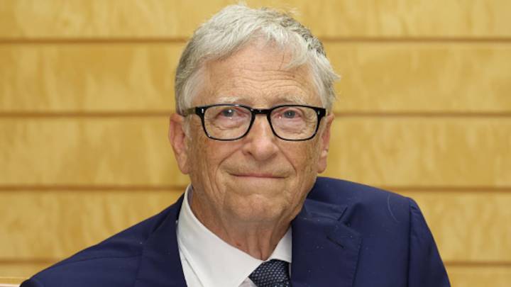 La predicción de Bill Gates sobre la inteligencia artificial: ¿avance histórico o amenaza laboral?