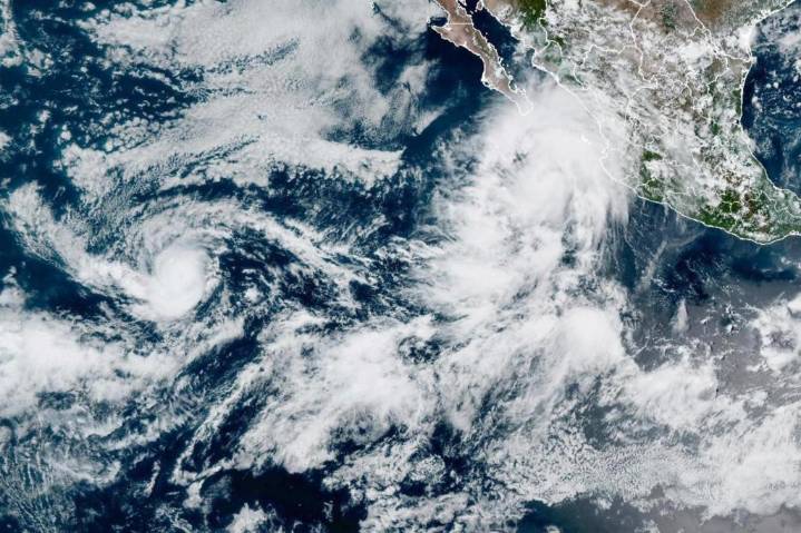 Lorena becomes a hurricane off the western coast of Mexico as Kiko travels over open waters