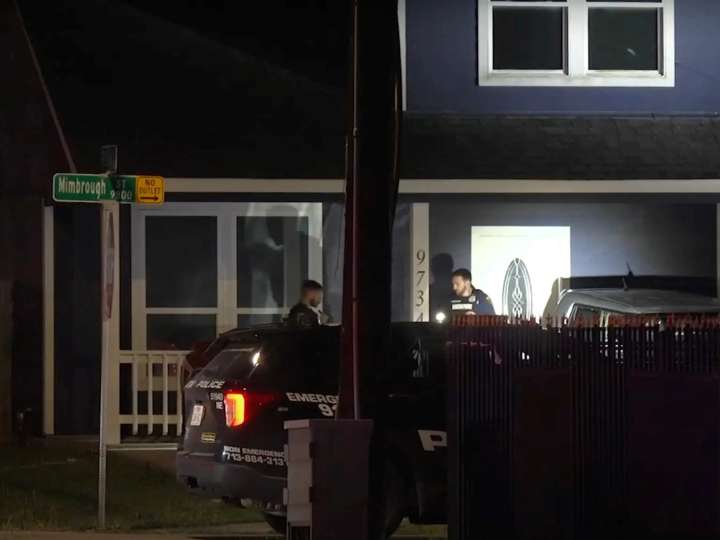 Un niño de 11 años fue asesinado a tiros mientras hacía la broma del "ding dong ditch"