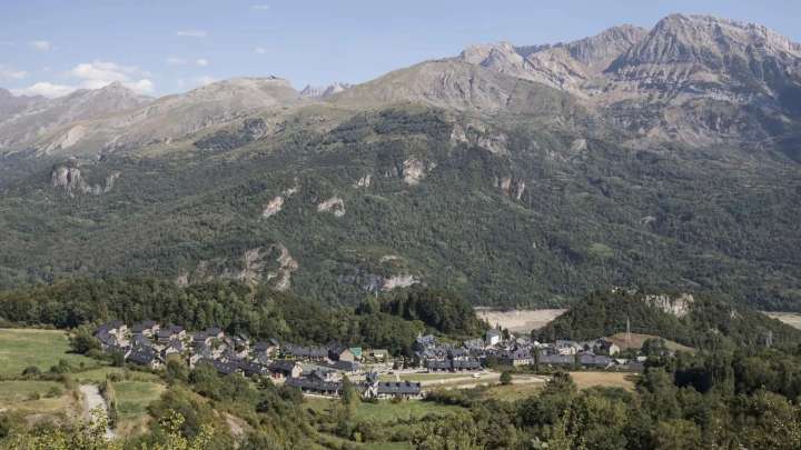 Cinco pueblos bonitos de Aragón perfectos en septiembre: gastronomía, naturaleza y mucho más