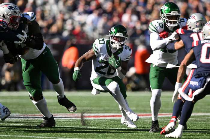 NFL Week 4 Sports Betting: Breece Hall Props, Jets vs Dolphins MNF Odds