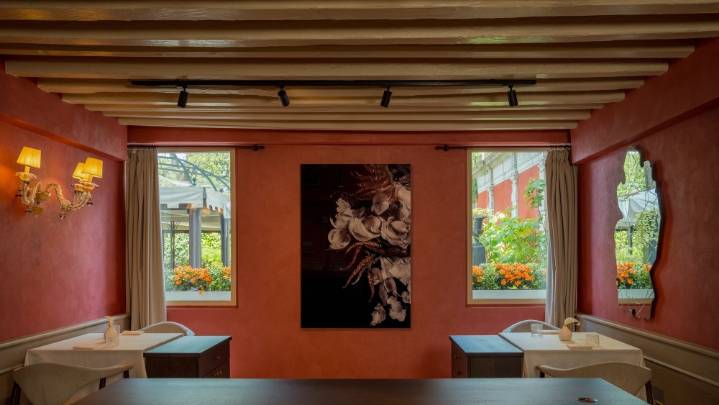 Venice Shines with New Hotel, Restaurant & Mapplethorpe Exhibition
