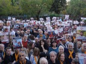Emotivo acto a dos años del ataque de Hamas en Israel: entre el dolor, los recuerdos y la exigencia de que "los rehenes vuelvan a casa"