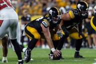 Alex Highsmith’s Replacement Confirms Role With Steelers After Mike Tomlin Rules LB Out Veteran linebacker Kyle Van Noy steps into starting role after Alex Highsmith's ankle injury sidelines Steelers 