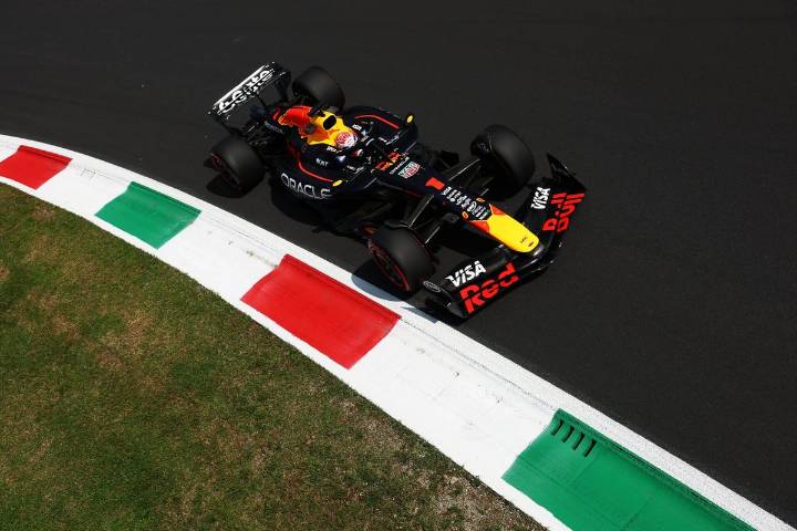 How Max Verstappen set F1's all-time fastest lap record at the ‘Temple of Speed’
