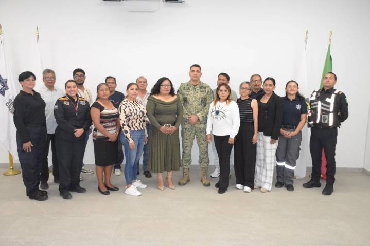 Capacita SSC a presidentes de las 17 juntas auxiliares sobre medidas preventivas para las fiestas patrias