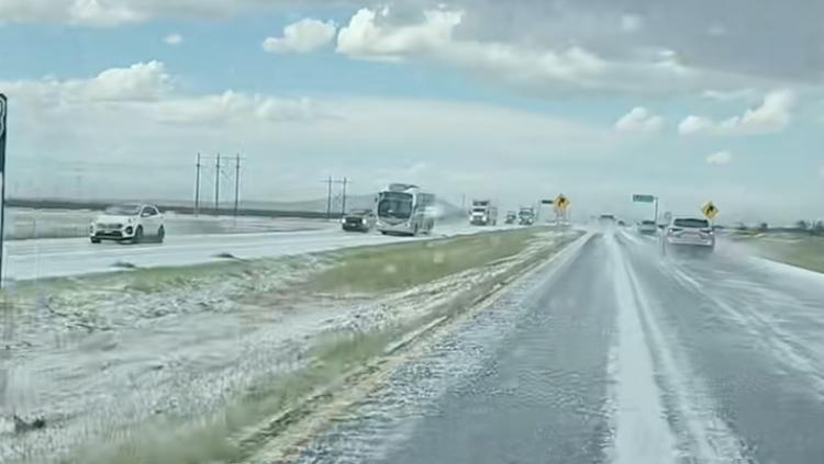 Captaron granizo en la carretera Chihuahua