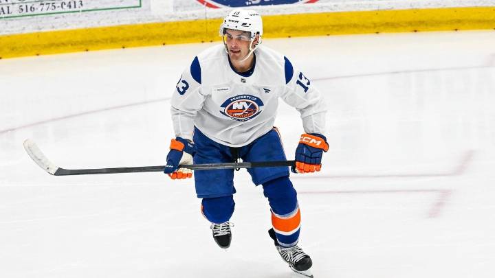 Islanders' Mathew Barzal working his way back after injury