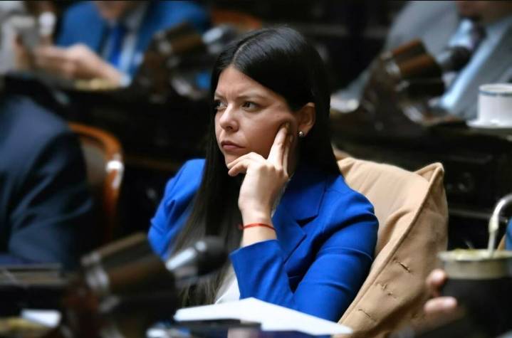 ¿Orozco sola y abandonada? | Salta no aparece en la lista de «provincias claves» que Milei visitaría en campaña