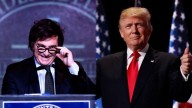 Presionado por la necesidad de dólares, Milei recibe el respaldo del secretario del Tesoro antes de la reunión con Trump