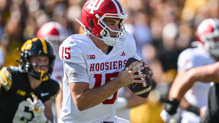 Fernando Mendoza safety, apologizes to bettors, Indiana football win at Iowa