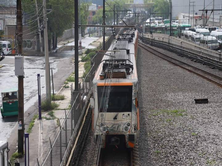 Lluvia de nuevo saca de operación a estaciones de Línea A del Metro