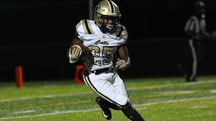 Goffney tallies 3 touchdowns as Collingswood blanks Haddon Township
