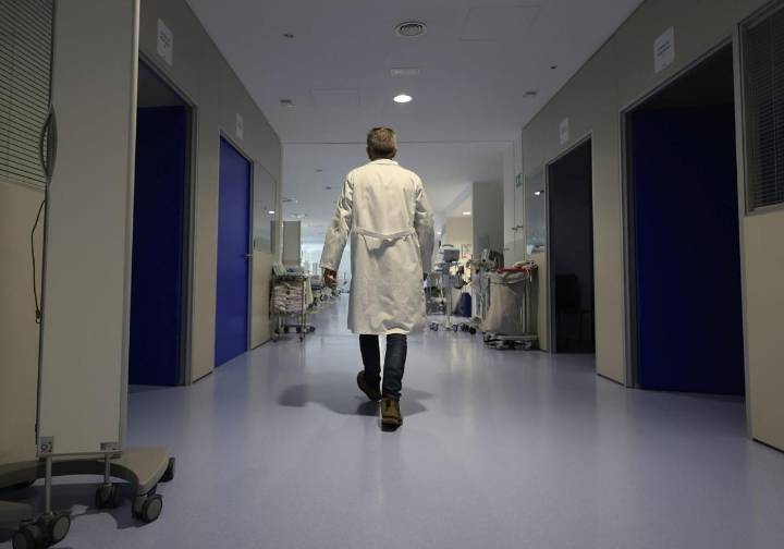 La seguridad y vigilancia del Hospital de Salamanca no cambia de manos con aumento de precio incluido