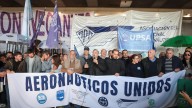 Aeronáuticos toman nuevas medidas de fuerza y advierten por demoras en vuelos y problemas de servicio